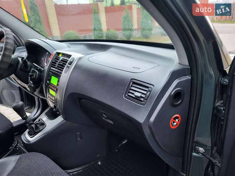 Позашляховик / Кросовер Hyundai Tucson 2012 в Хмельницькому фото 107 Позашляховик / Кросовер Hyundai Tucson 2012 в Хмельницькому