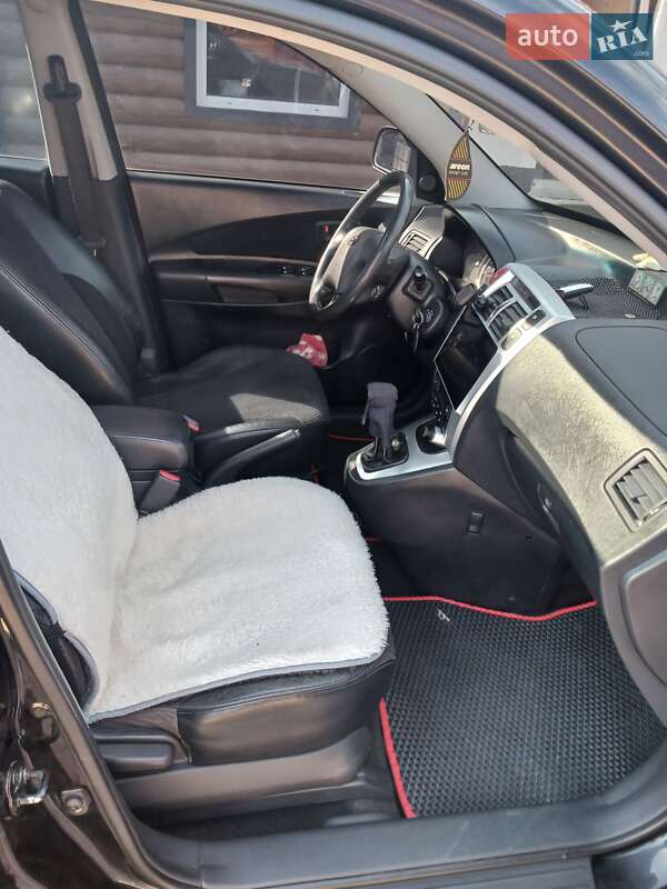 Внедорожник / Кроссовер Hyundai Tucson 2005 в Полонном
