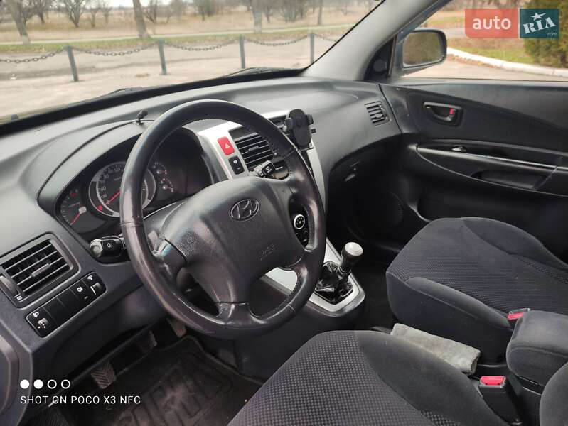 Внедорожник / Кроссовер Hyundai Tucson 2007 в Змиеве фото 26 Внедорожник / Кроссовер Hyundai Tucson 2007 в Змиеве