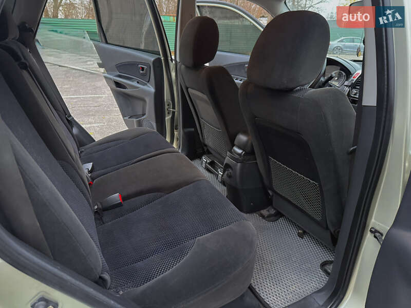 Внедорожник / Кроссовер Hyundai Tucson 2009 в Харькове фото 19 Внедорожник / Кроссовер Hyundai Tucson 2009 в Харькове