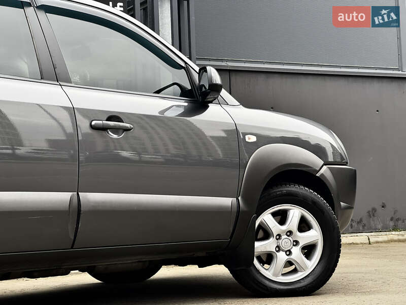 Внедорожник / Кроссовер Hyundai Tucson 2008 в Киеве фото 5 Внедорожник / Кроссовер Hyundai Tucson 2008 в Киеве