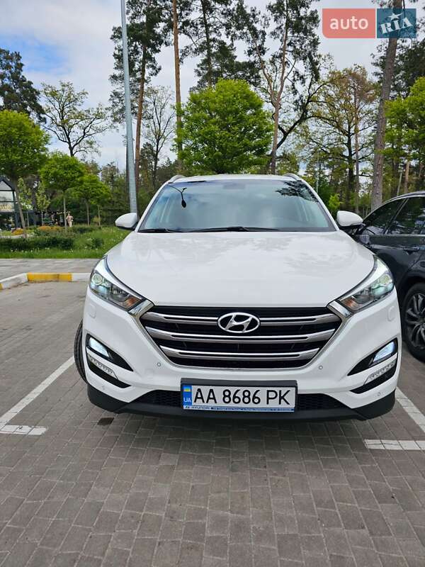 Внедорожник / Кроссовер Hyundai Tucson 2017 в Киеве