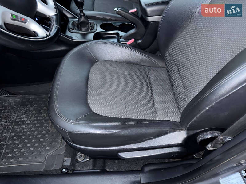 Внедорожник / Кроссовер Hyundai Tucson 2013 в Стрые