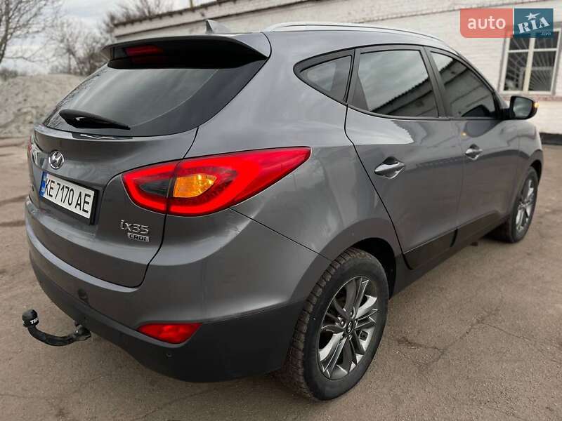 Внедорожник / Кроссовер Hyundai Tucson 2015 в Зеленодольской