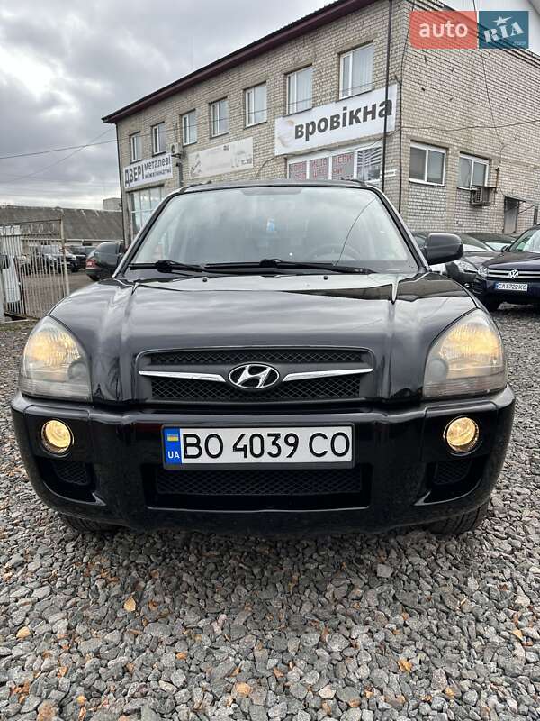 Внедорожник / Кроссовер Hyundai Tucson 2009 в Смеле