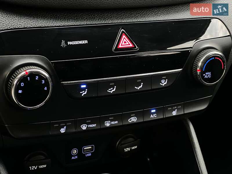 Внедорожник / Кроссовер Hyundai Tucson 2016 в Киеве