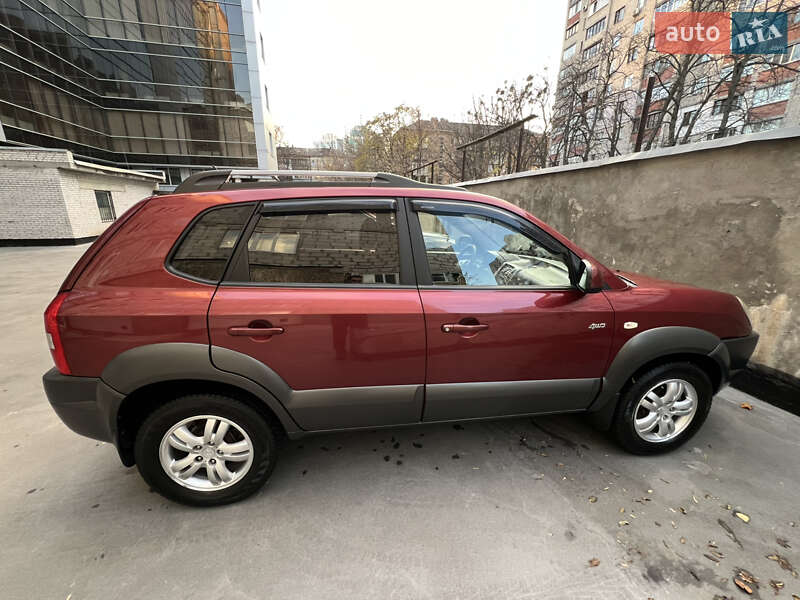 Внедорожник / Кроссовер Hyundai Tucson 2008 в Киеве фото 4 Внедорожник / Кроссовер Hyundai Tucson 2008 в Киеве