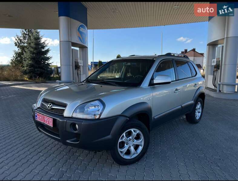 Внедорожник / Кроссовер Hyundai Tucson 2010 в Гайсине фото Внедорожник / Кроссовер Hyundai Tucson 2010 в Гайсине