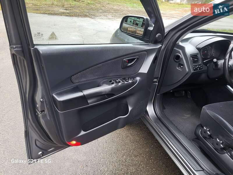 Внедорожник / Кроссовер Hyundai Tucson 2008 в Ирпене