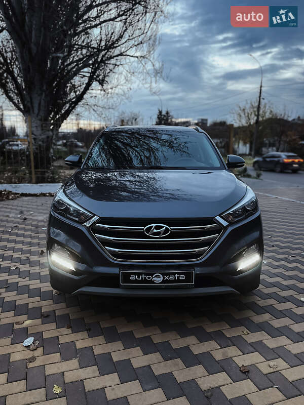 Внедорожник / Кроссовер Hyundai Tucson 2017 в Николаеве
