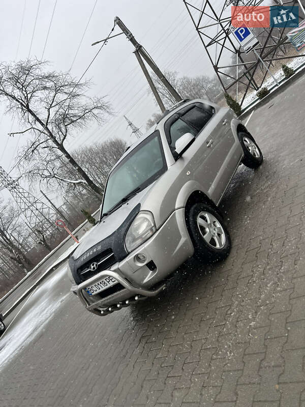 Позашляховик / Кросовер Hyundai Tucson 2006 в Старому Самборі фото 23 Позашляховик / Кросовер Hyundai Tucson 2006 в Старому Самборі