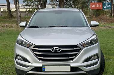 Позашляховик / Кросовер Hyundai Tucson 2015 в Дніпрі