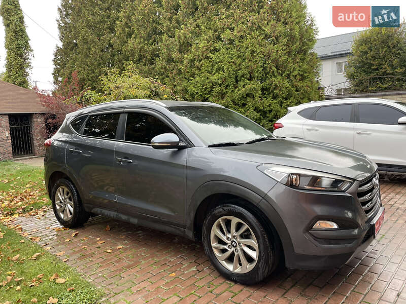 Внедорожник / Кроссовер Hyundai Tucson 2015 в Борисполе