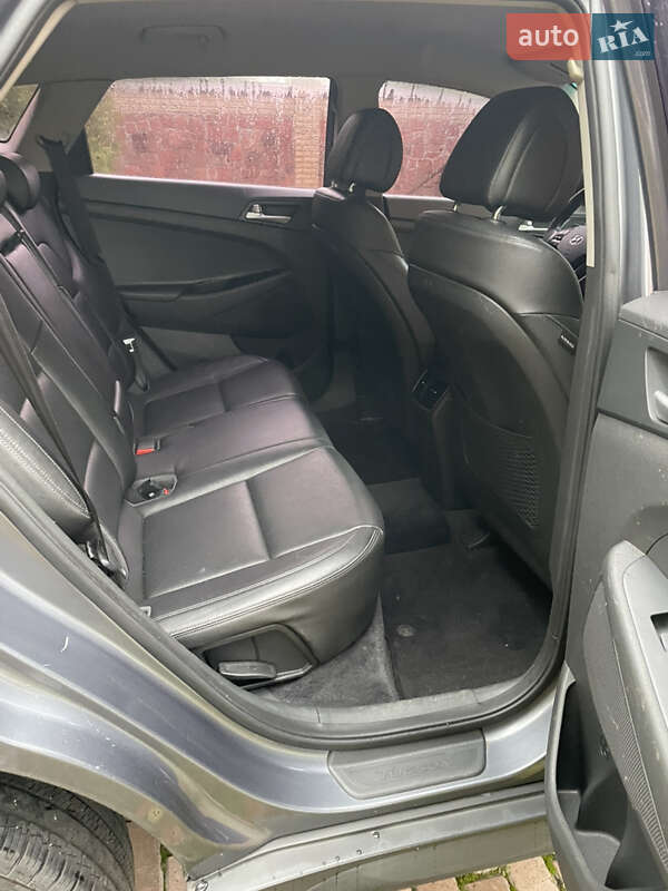 Внедорожник / Кроссовер Hyundai Tucson 2015 в Борисполе