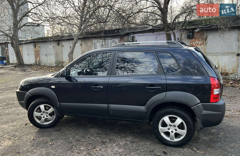 Внедорожник / Кроссовер Hyundai Tucson 2008 в Днепре
