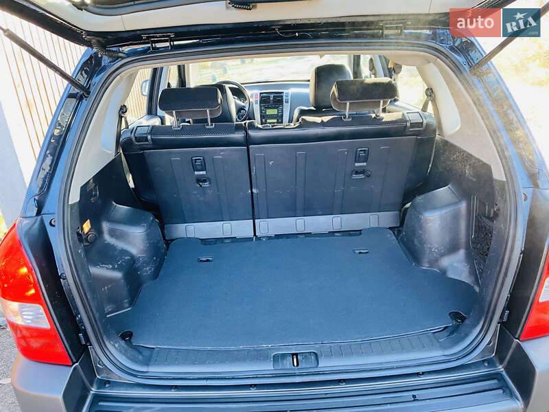 Внедорожник / Кроссовер Hyundai Tucson 2009 в Харькове