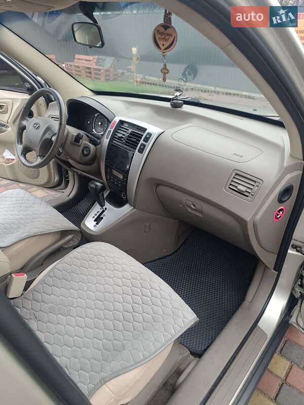 Внедорожник / Кроссовер Hyundai Tucson 2008 в Смеле