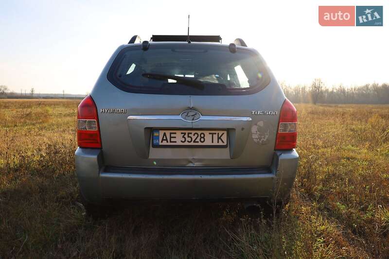 Внедорожник / Кроссовер Hyundai Tucson 2004 в Лебедине фото 6 Внедорожник / Кроссовер Hyundai Tucson 2004 в Лебедине