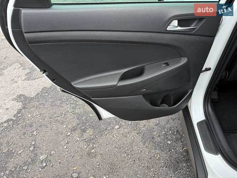 Позашляховик / Кросовер Hyundai Tucson 2019 в Гнівані