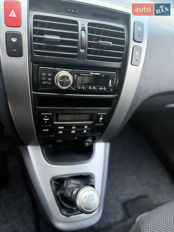 Позашляховик / Кросовер Hyundai Tucson 2009 в Полтаві