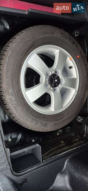 Внедорожник / Кроссовер Hyundai Tucson 2006 в Луцке фото 24 Внедорожник / Кроссовер Hyundai Tucson 2006 в Луцке