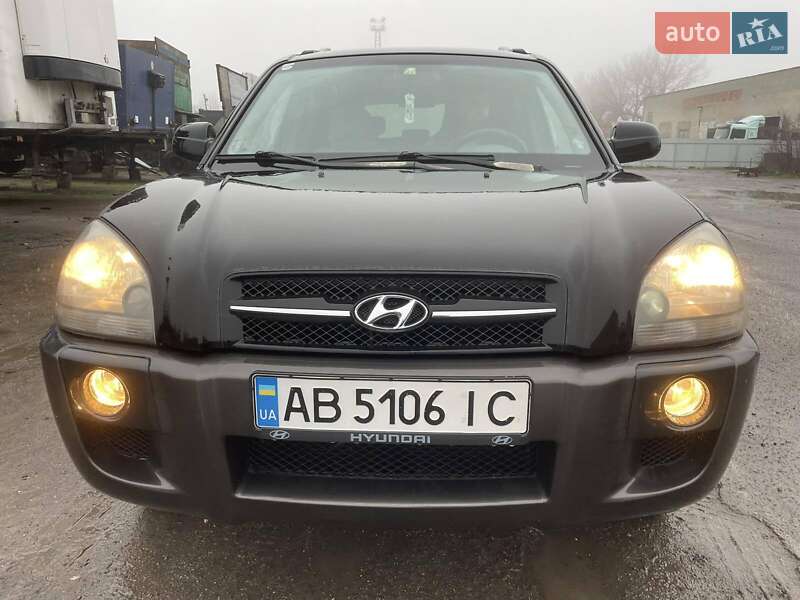Позашляховик / Кросовер Hyundai Tucson 2004 в Томашполі