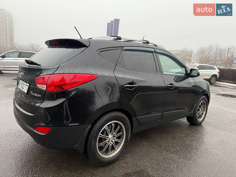 Позашляховик / Кросовер Hyundai Tucson 2012 в Полтаві