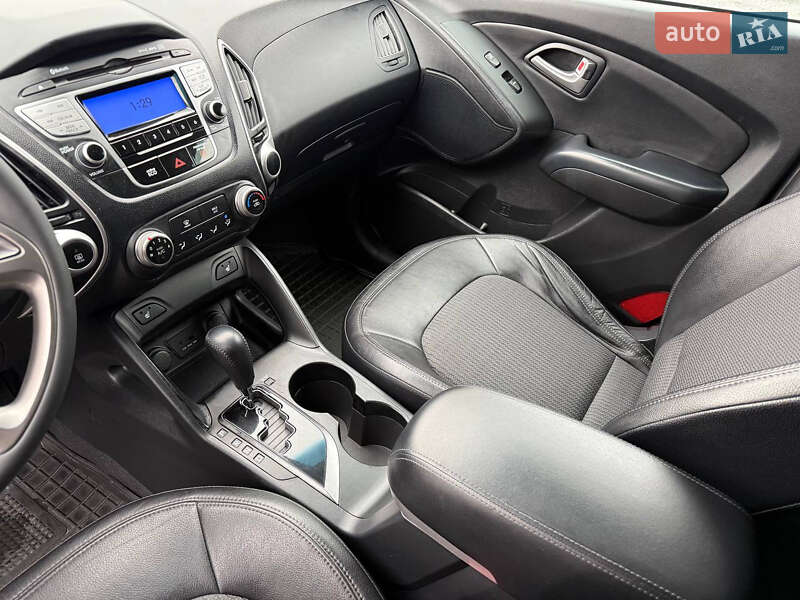 Позашляховик / Кросовер Hyundai Tucson 2012 в Полтаві