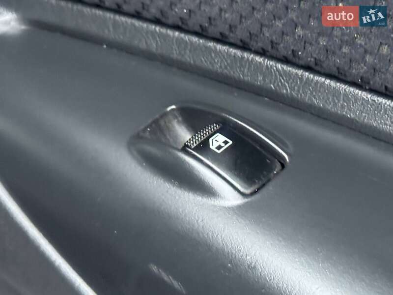 Позашляховик / Кросовер Hyundai Tucson 2011 в Охтирці