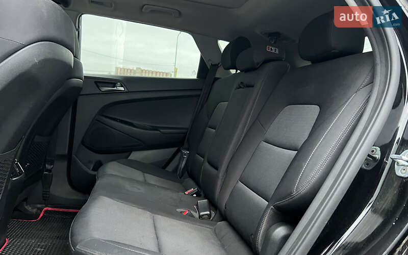 Позашляховик / Кросовер Hyundai Tucson 2017 в Львові фото 16 Позашляховик / Кросовер Hyundai Tucson 2017 в Львові