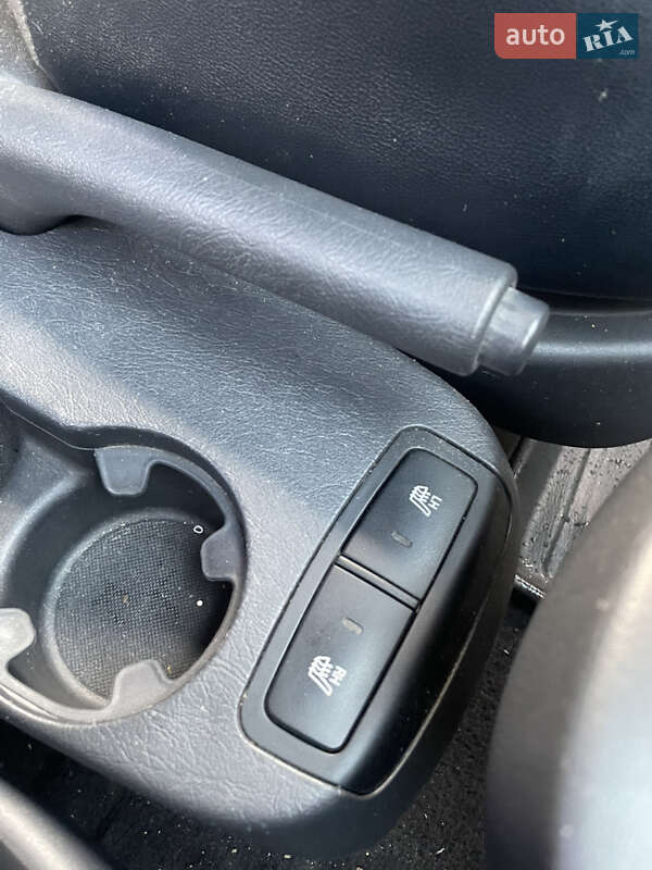 Внедорожник / Кроссовер Hyundai Tucson 2011 в Чернигове