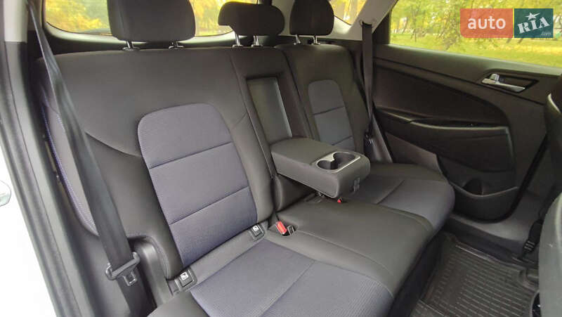 Позашляховик / Кросовер Hyundai Tucson 2017 в Харкові фото 25 Позашляховик / Кросовер Hyundai Tucson 2017 в Харкові