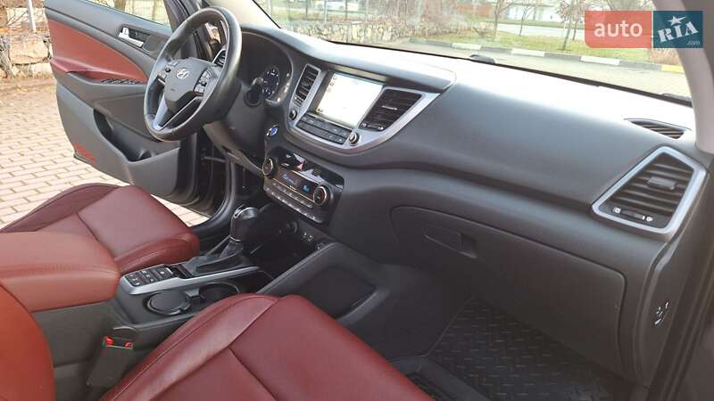 Внедорожник / Кроссовер Hyundai Tucson 2016 в Коломые фото 40 Внедорожник / Кроссовер Hyundai Tucson 2016 в Коломые