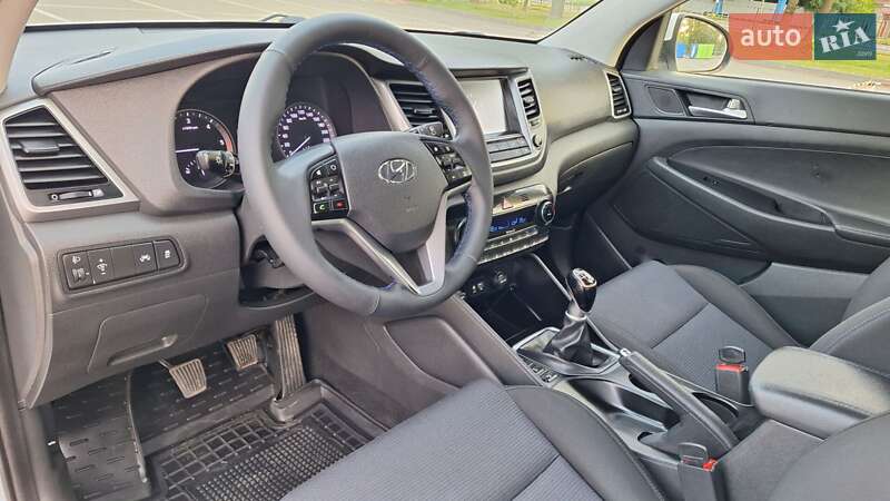 Позашляховик / Кросовер Hyundai Tucson 2016 в Коломиї