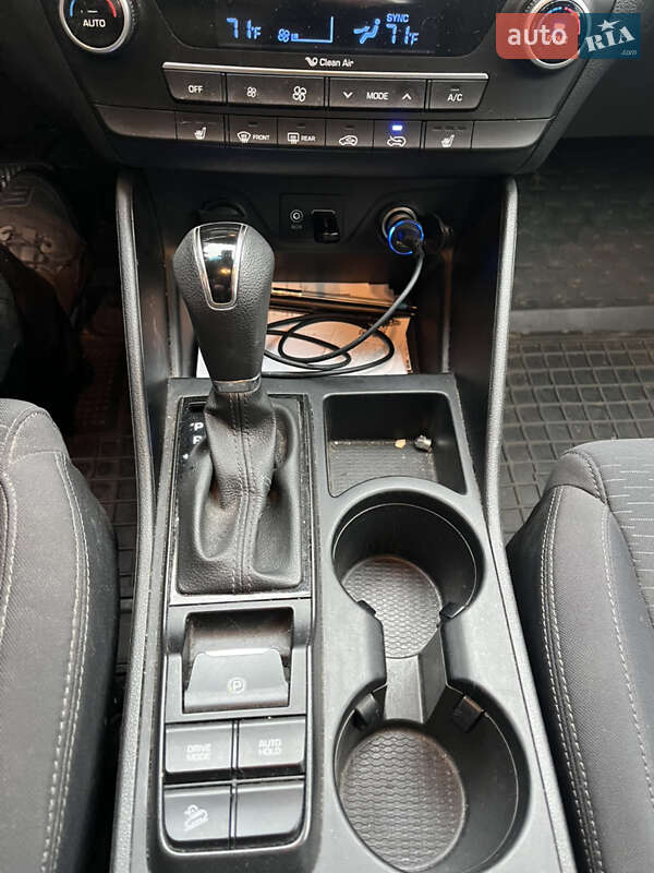 Внедорожник / Кроссовер Hyundai Tucson 2018 в Киеве фото 11 Внедорожник / Кроссовер Hyundai Tucson 2018 в Киеве