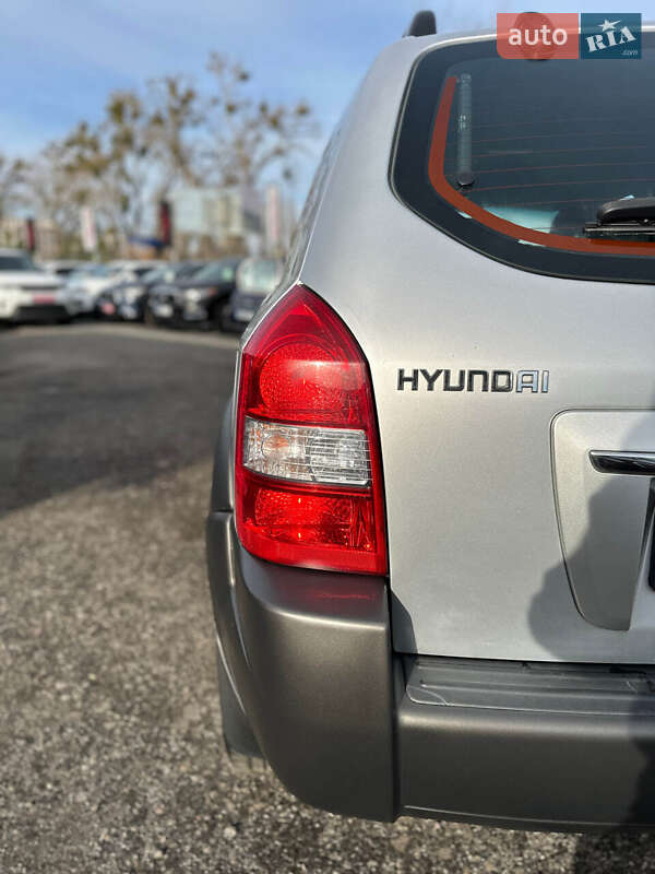 Позашляховик / Кросовер Hyundai Tucson 2012 в Білогородці