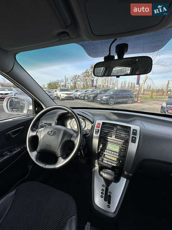 Позашляховик / Кросовер Hyundai Tucson 2012 в Білогородці