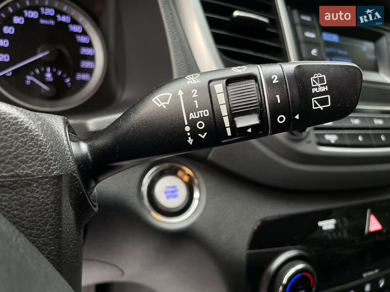 Позашляховик / Кросовер Hyundai Tucson 2017 в Одесі