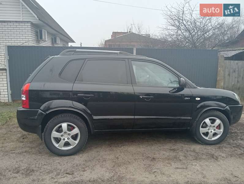 Внедорожник / Кроссовер Hyundai Tucson 2007 в Сновске фото 7 Внедорожник / Кроссовер Hyundai Tucson 2007 в Сновске