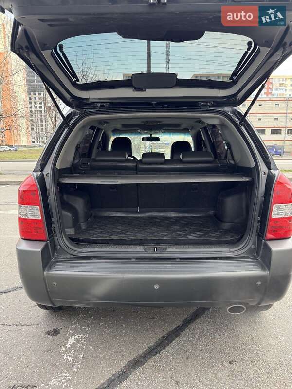 Позашляховик / Кросовер Hyundai Tucson 2009 в Харкові фото 6 Позашляховик / Кросовер Hyundai Tucson 2009 в Харкові