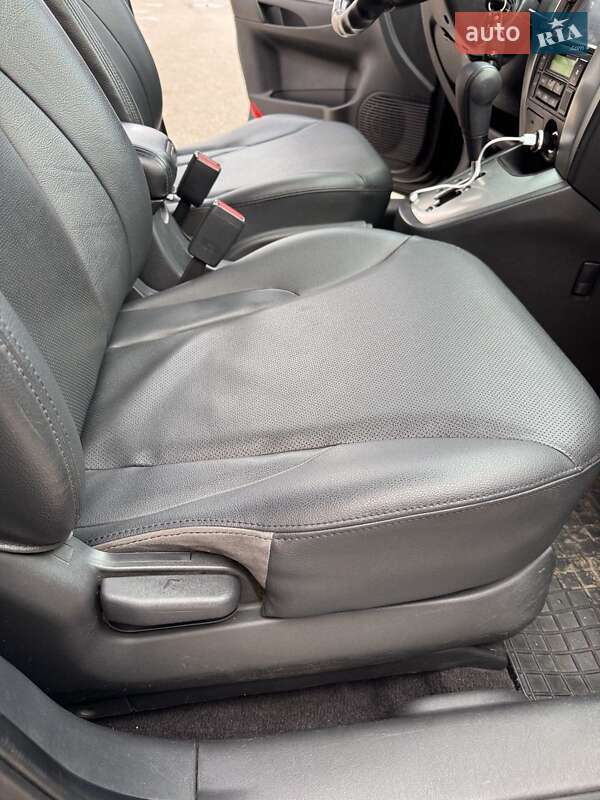 Позашляховик / Кросовер Hyundai Tucson 2009 в Харкові фото 16 Позашляховик / Кросовер Hyundai Tucson 2009 в Харкові