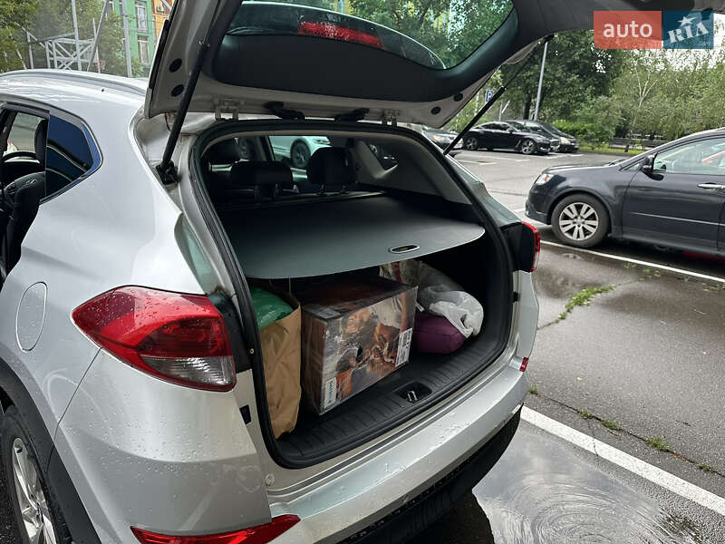 Внедорожник / Кроссовер Hyundai Tucson 2016 в Киеве