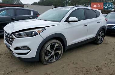 Внедорожник / Кроссовер Hyundai Tucson 2015 в Виннице