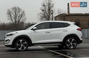Позашляховик / Кросовер Hyundai Tucson 2017 в Києві