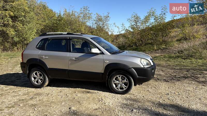 Позашляховик / Кросовер Hyundai Tucson 2009 в Одесі фото 5 Позашляховик / Кросовер Hyundai Tucson 2009 в Одесі