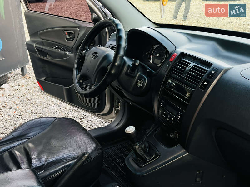 Внедорожник / Кроссовер Hyundai Tucson 2005 в Харькове фото 20 Внедорожник / Кроссовер Hyundai Tucson 2005 в Харькове