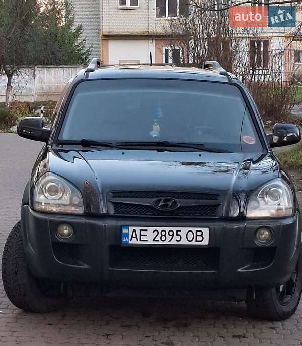 Внедорожник / Кроссовер Hyundai Tucson 2009 в Житомире фото Внедорожник / Кроссовер Hyundai Tucson 2009 в Житомире