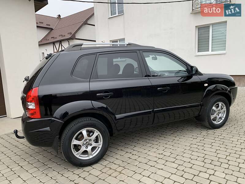 Внедорожник / Кроссовер Hyundai Tucson 2009 в Ивано-Франковске фото 8 Внедорожник / Кроссовер Hyundai Tucson 2009 в Ивано-Франковске