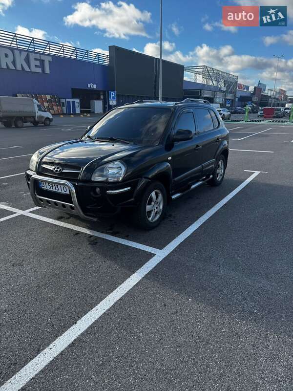 Позашляховик / Кросовер Hyundai Tucson 2008 в Полтаві
