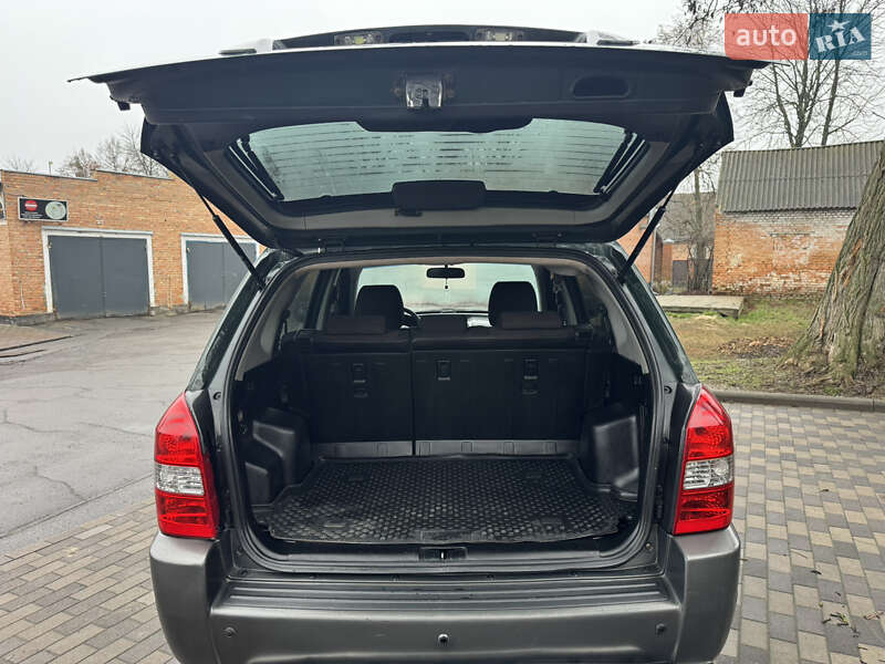 Позашляховик / Кросовер Hyundai Tucson 2008 в Лубнах